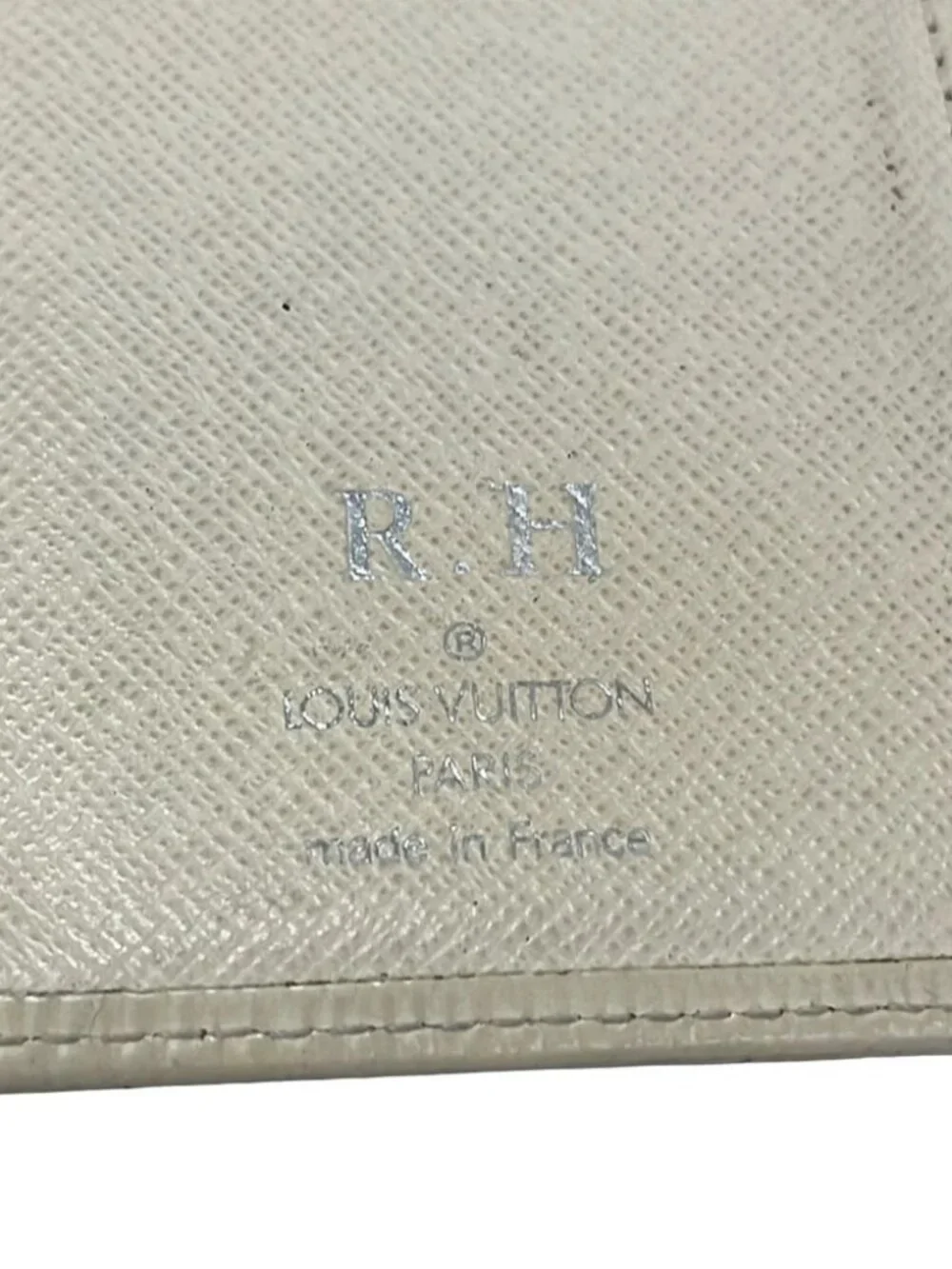 Louis Vuitton accessories	none note	
